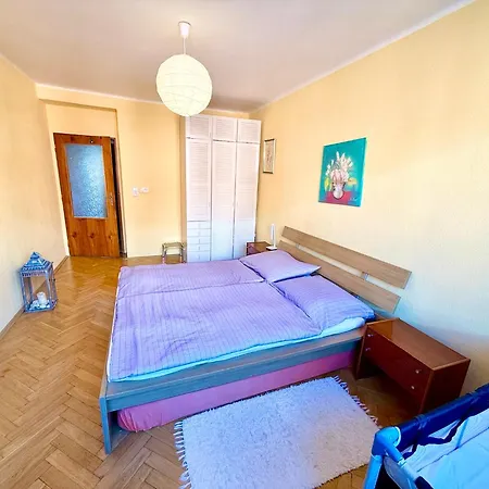 Utulny Par Kroku Od Lazenske Fontany Apartment *